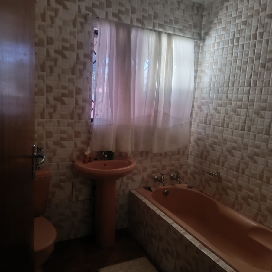 3 Bedroom Property for Sale in Vaalpark Free State